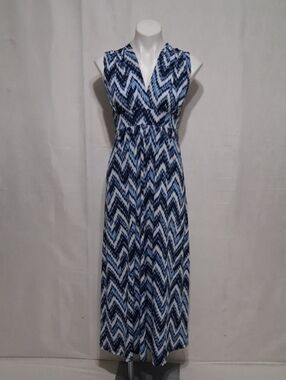 Veronica M Blue White Chevron ITY Stretch V-Neck Maxi Dress Medium Resort Summer